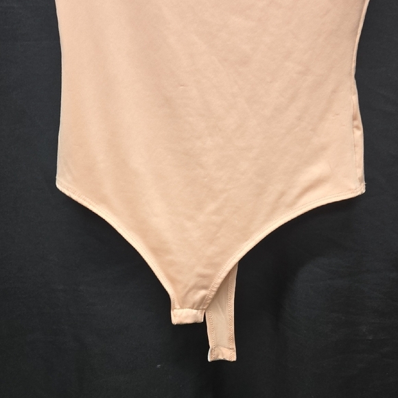 Vibrant Orange Short Sleeve Cut Out Bodysuit - Picture 5 of 15